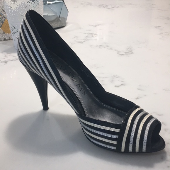❗️Price Drop❗️Black, Silver & Grey Heels - Picture 3 of 5